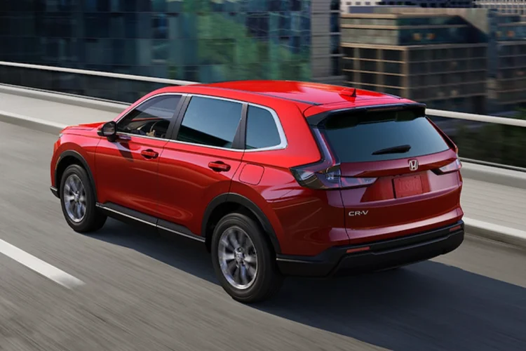 Honda CR-V Driving down road